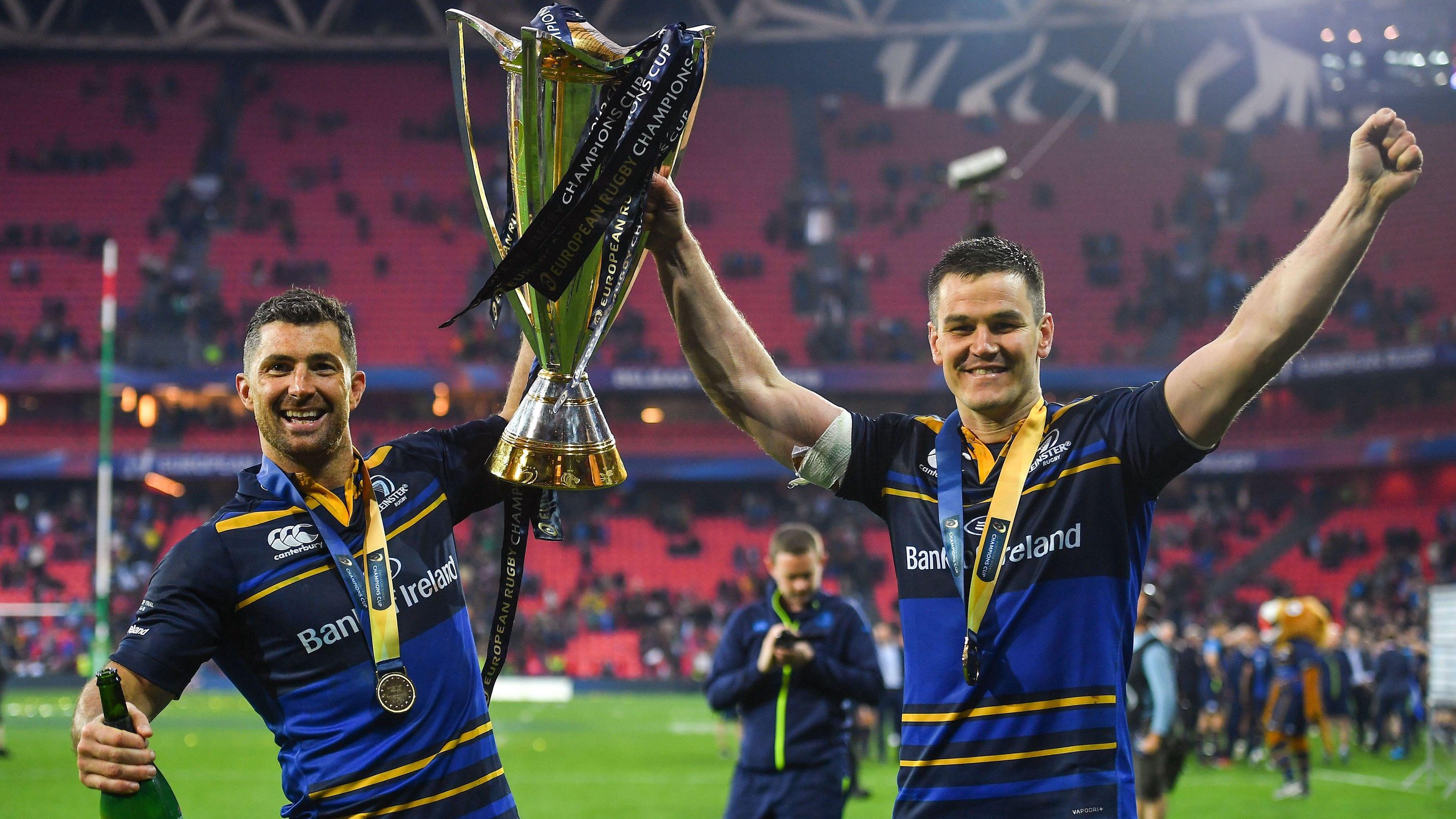Rob Kearney and Johnny Sexton lift the Champions Cup