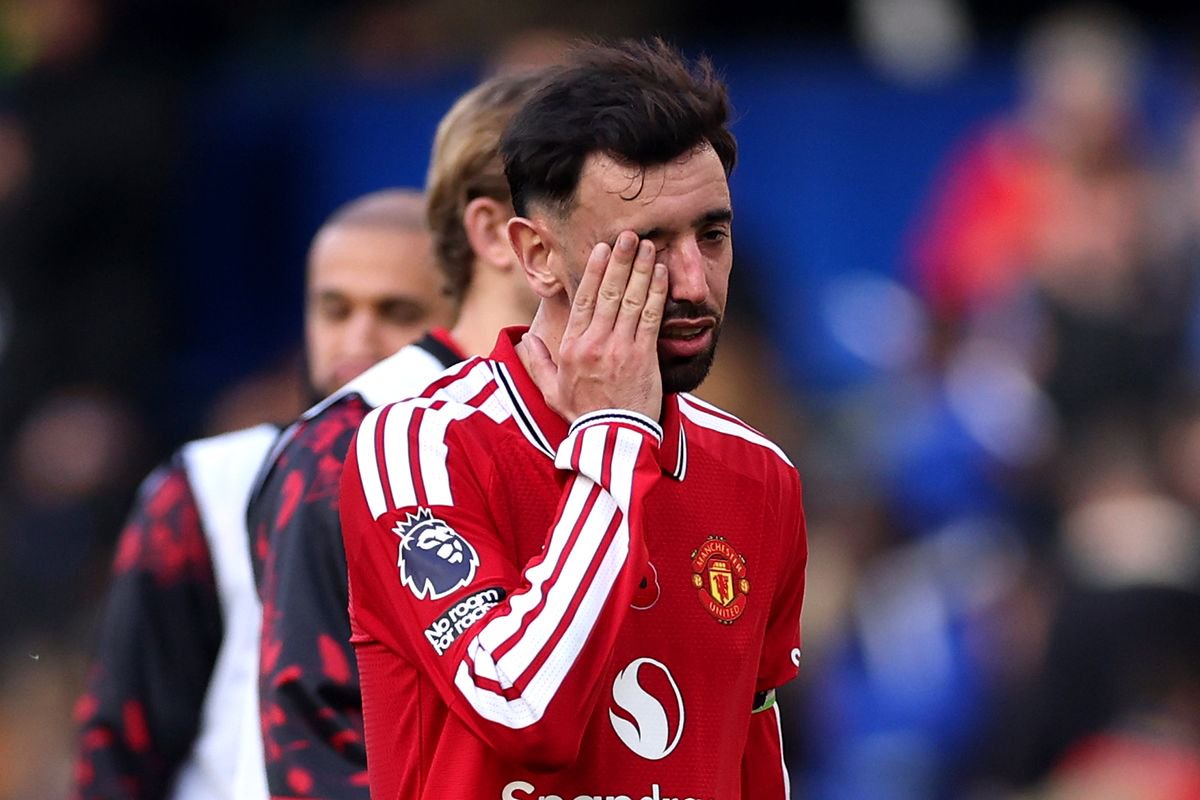  Bruno Fernandes of Manchester United reacts