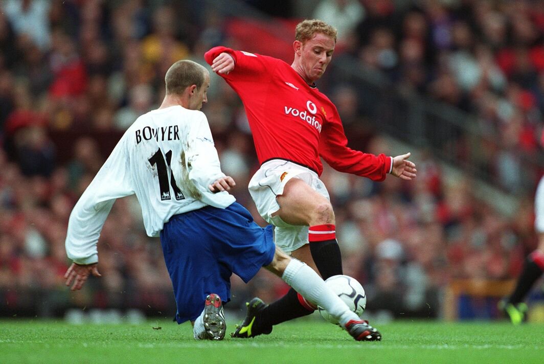 Nicky Butt tackle Manchester United V Leeds United
