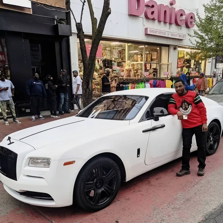 "I am richer than all artists in Ghana"- Twene Jonas claims as he flaunts Rolls Royce and cash