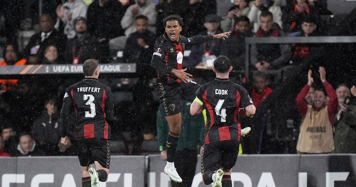 Ruben Amorim smiles as AC Milan lose 3-0 to Bournemouth
