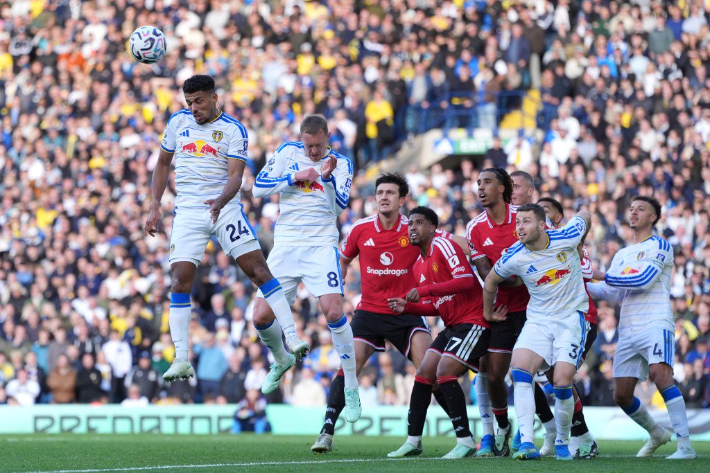 Leeds United v Manchester United - Premier League - Elland Road