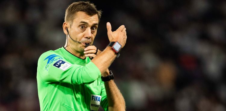 La définition d’un arbitre selon Clément Turpin