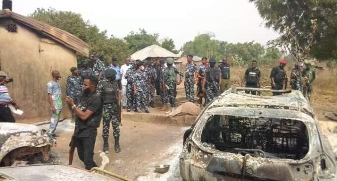 Police, govt delegation visit Oyo community to broker peace between Fulanis and Igangan residents