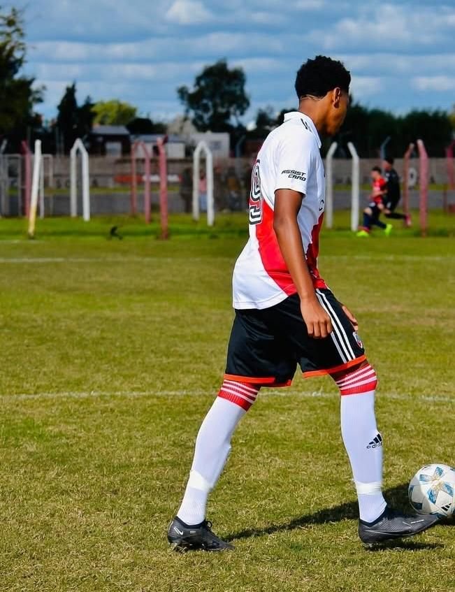 Soccer River Plate youngster Jonathan Spiff Asuzu 