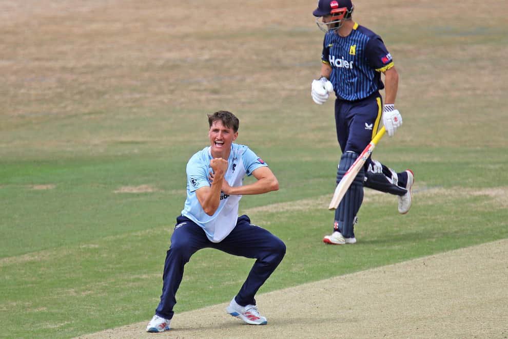 Raphy Weatherall celebrates one of his four wickets (Picture: Peter Short)
