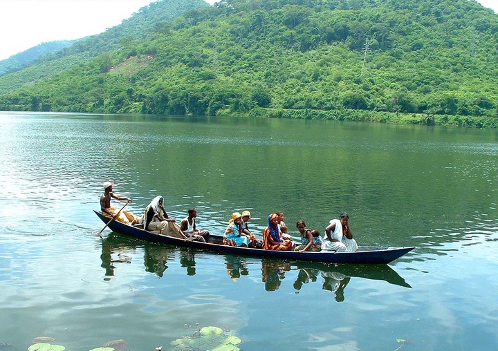Lake Volta, Ghana - touringghana.com