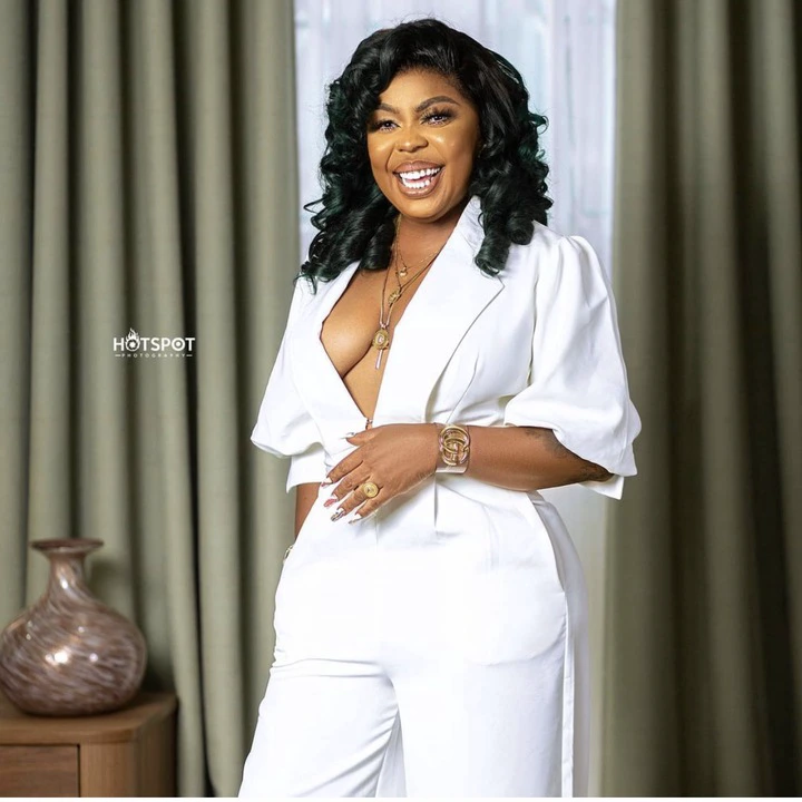 Some inappropriate pictures of Afia Schwarzenegger that shows she is a bad role model (photos) 5