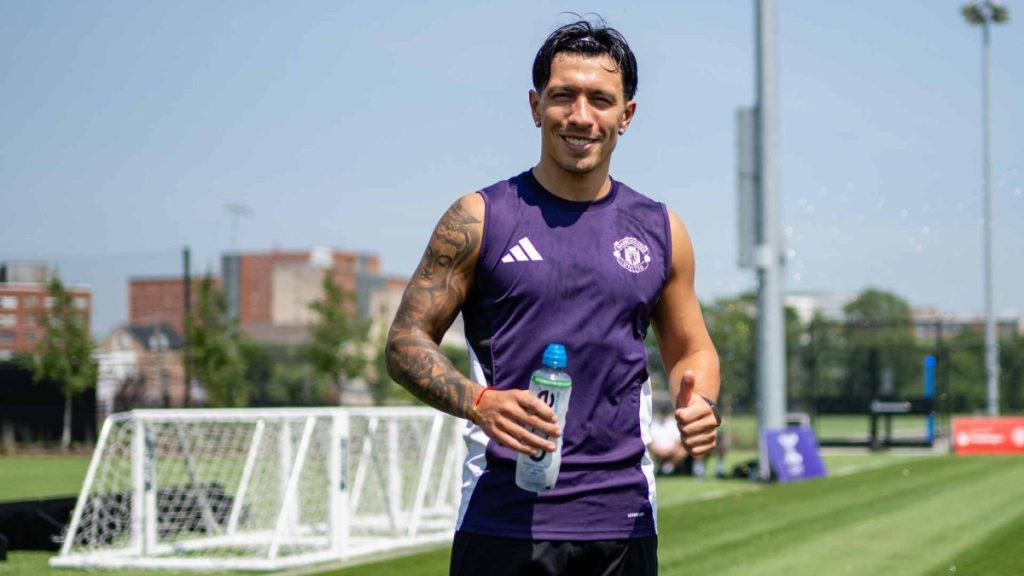 Lisandro Martinez wants sporting director job