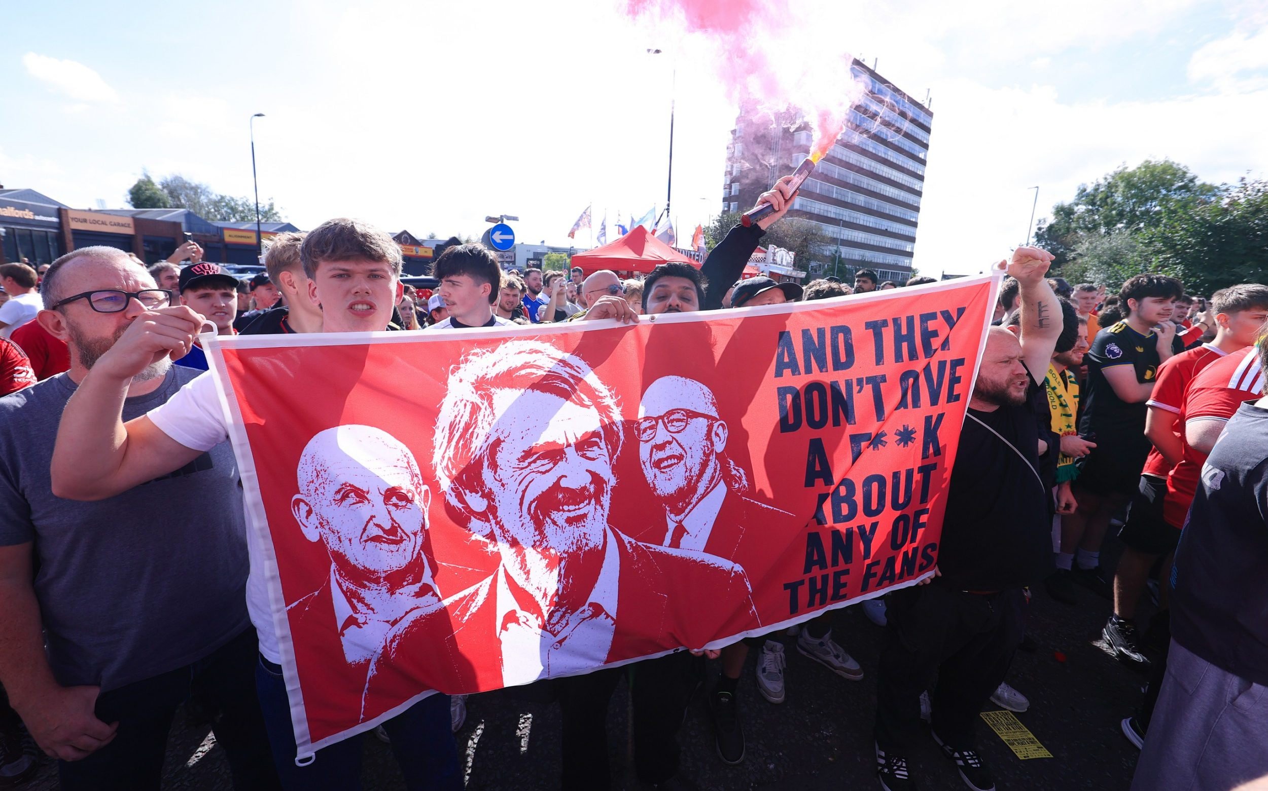 Many United have lost faith in the club's top brass after watching them make similar mistakes in succession