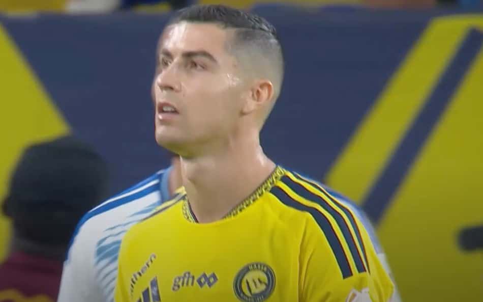 Cristiano Ronaldo perde pênalti em jogo do Al Nassr