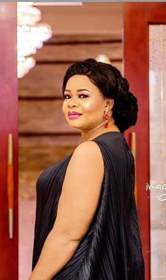 Adorable Family! See lovely photos of Bimbo Oshin, her husband and children