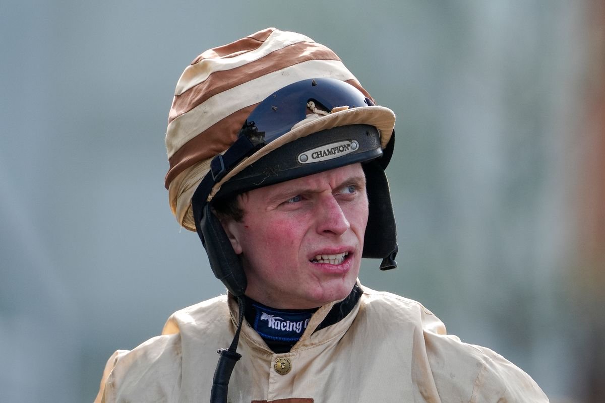 James Bowen