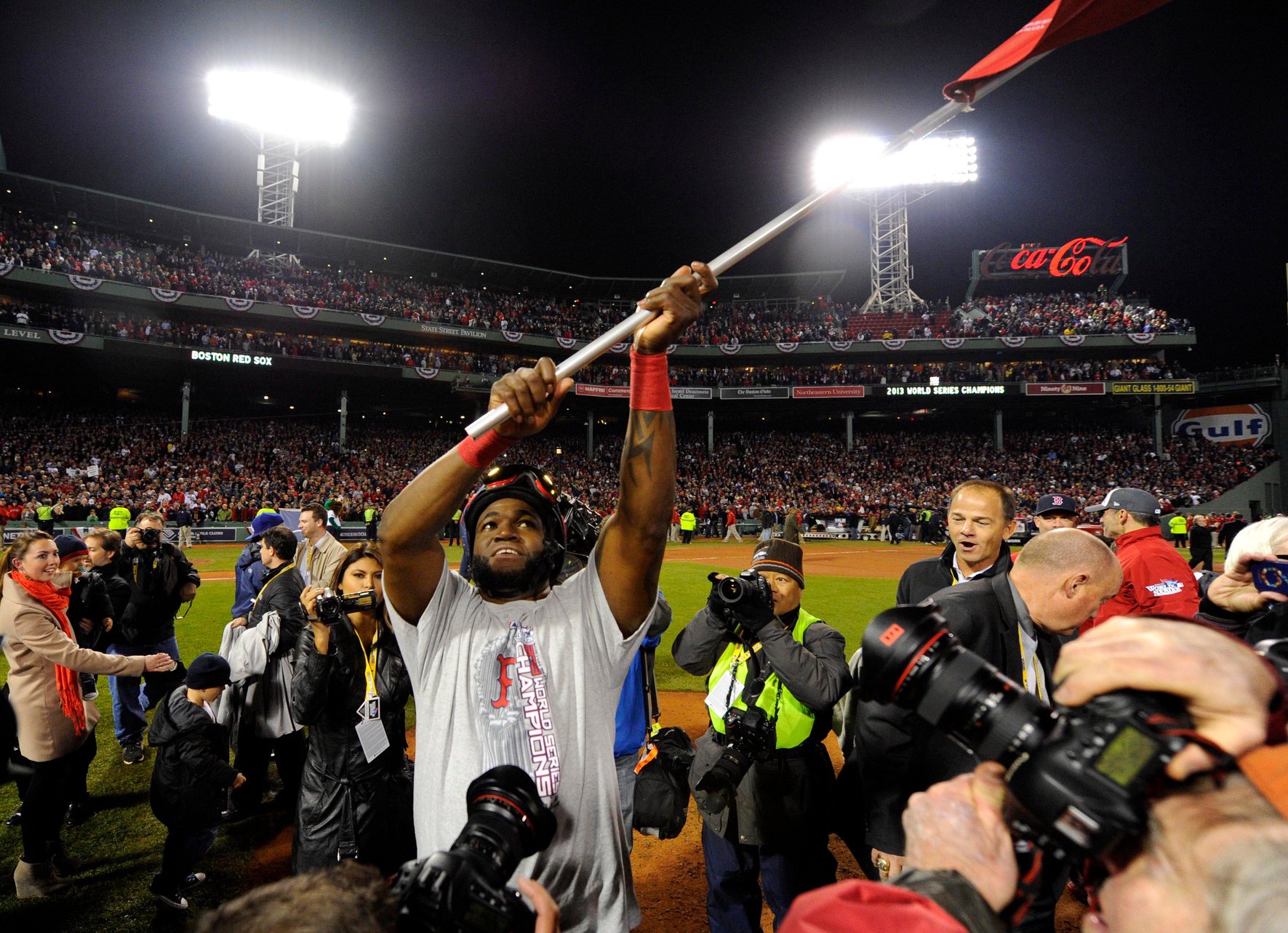 Red Sox beat Cardinals 4-3