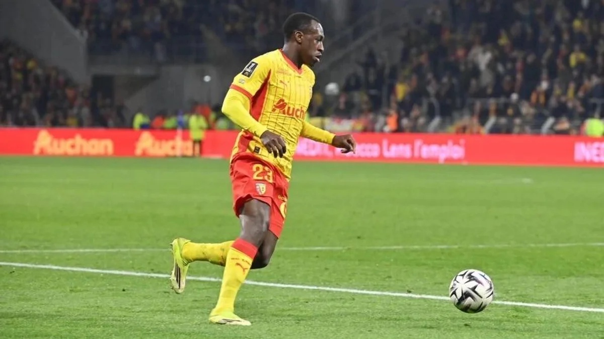 Saud Abdulhamid has become the first-ever Saudi to play in the UEFA Champions League (Akhbaar24)