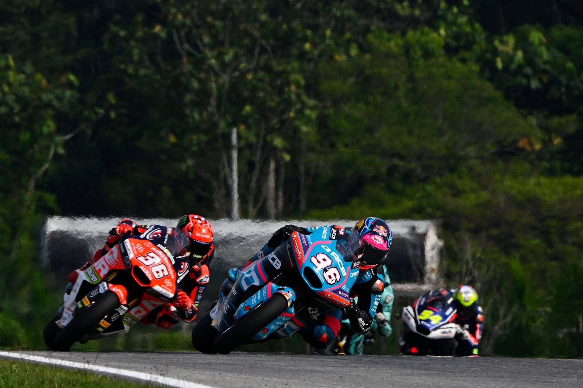 Moto2: Holgado fatura pole position para o GP da Malásia em Sepang