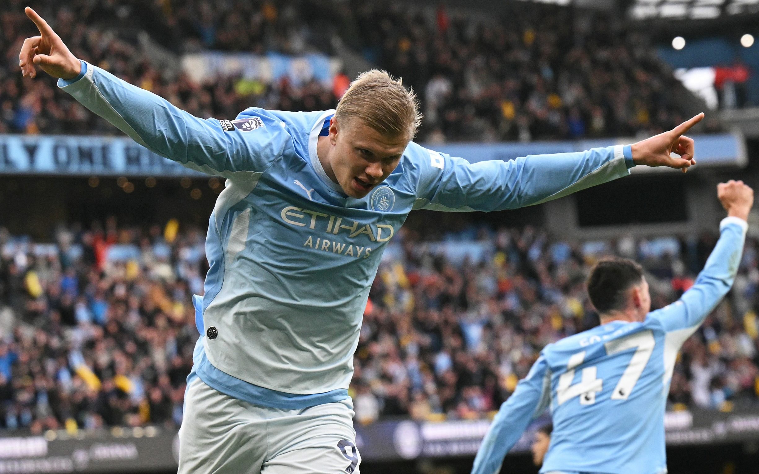 Erling Haaland celebrates
