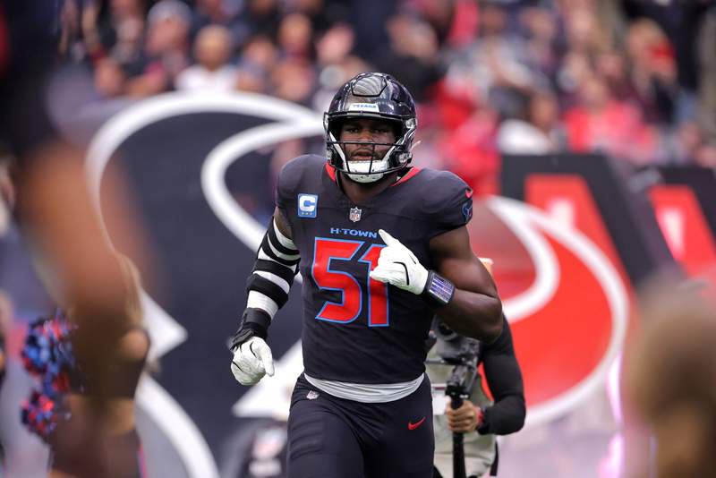 January 4, 2026, Houston, Texas, U.S: Houston Texans defensive end Will Anderson Jr. 51 enters the field during pregame introductions prior to the NFL, American Football Herren, USA game between the Houston Texans and the Indianapolis Colts at NRG Stadium in Houston, TX on January 4, 2026. Houston won, 38-30. Houston U.S – ZUMAw137 20260104_aap_w137_100 Copyright: xErikxWilliamsx