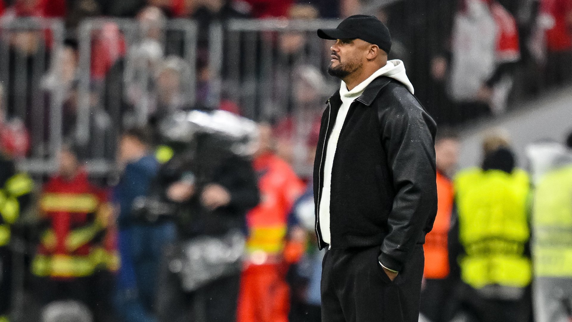 Kompany may miss ‘weeks’ after training ground collapse, says Bayern director Eberl