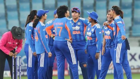 IND-W vs ZIM-W: जिम्बाब्वे ने टी20 सीरीज के पहले मुकाबले में भारत को दिया 115 रन का लक्ष्य, Nandani Sharma ने 11 रन देकर झटके 2 विकेट