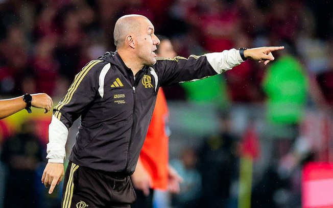 Leonardo Jardim (esq.) tem o melhor aproveitamento desde Jorge Jesus no Flamengo