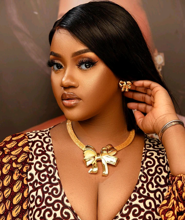 "I Can Sh00t You For Her" -Actress Adu Sarfowaa Says As She Showers Praises On Davido's Wife, Chioma
