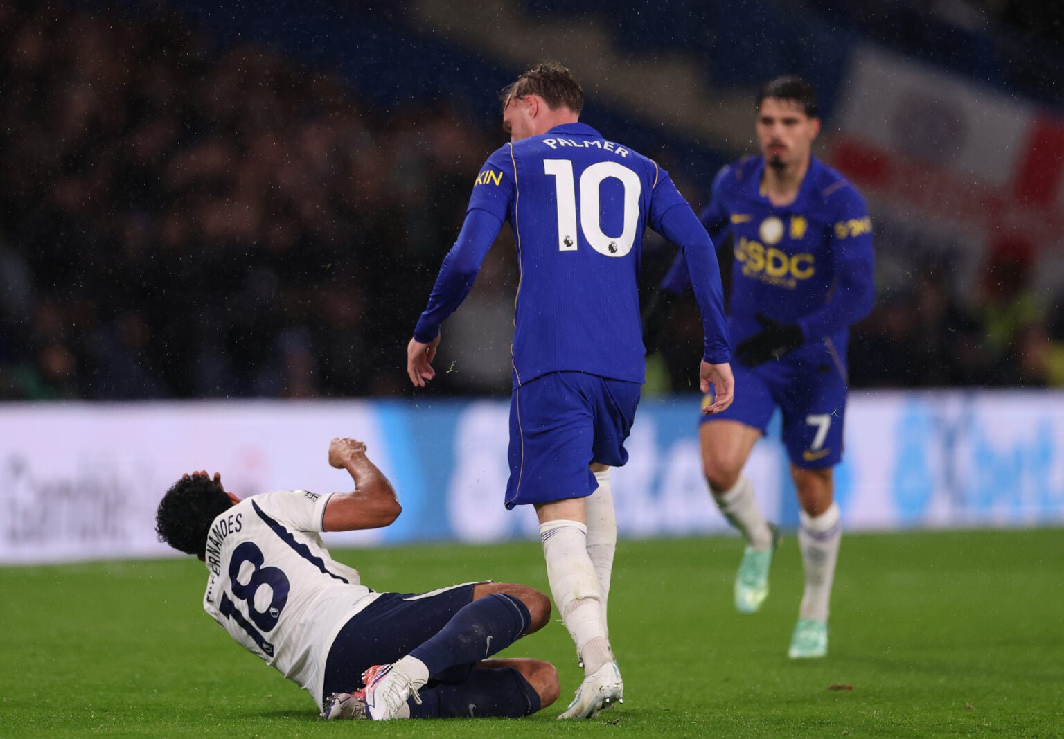 Chelsea FC v Tottenham Hotspur - Premier League 2026/27 - Cole Palmer red card