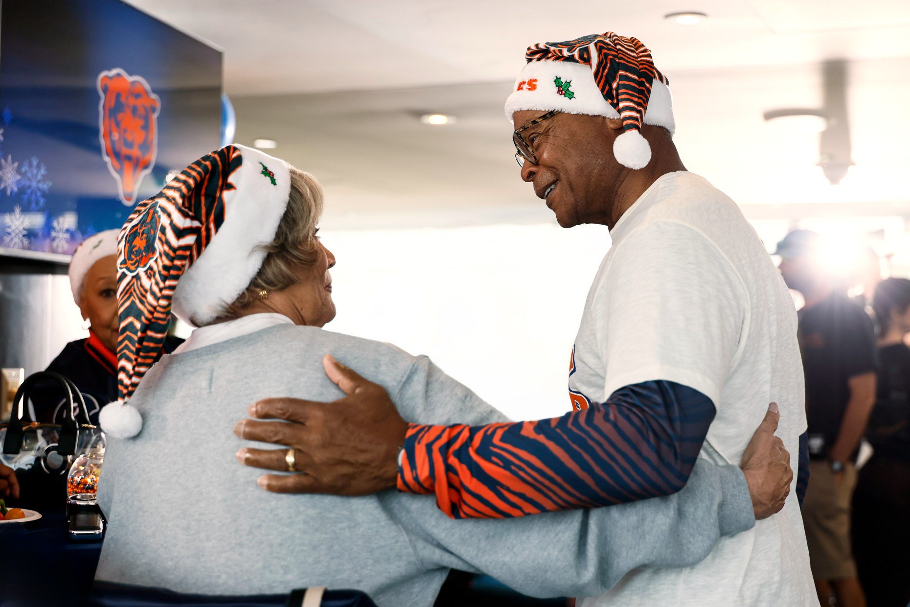 Mike Singletary has a cameo in "Holiday Touchdown: A Bears Love Story." (Chicago Bears/Hallmark Media)