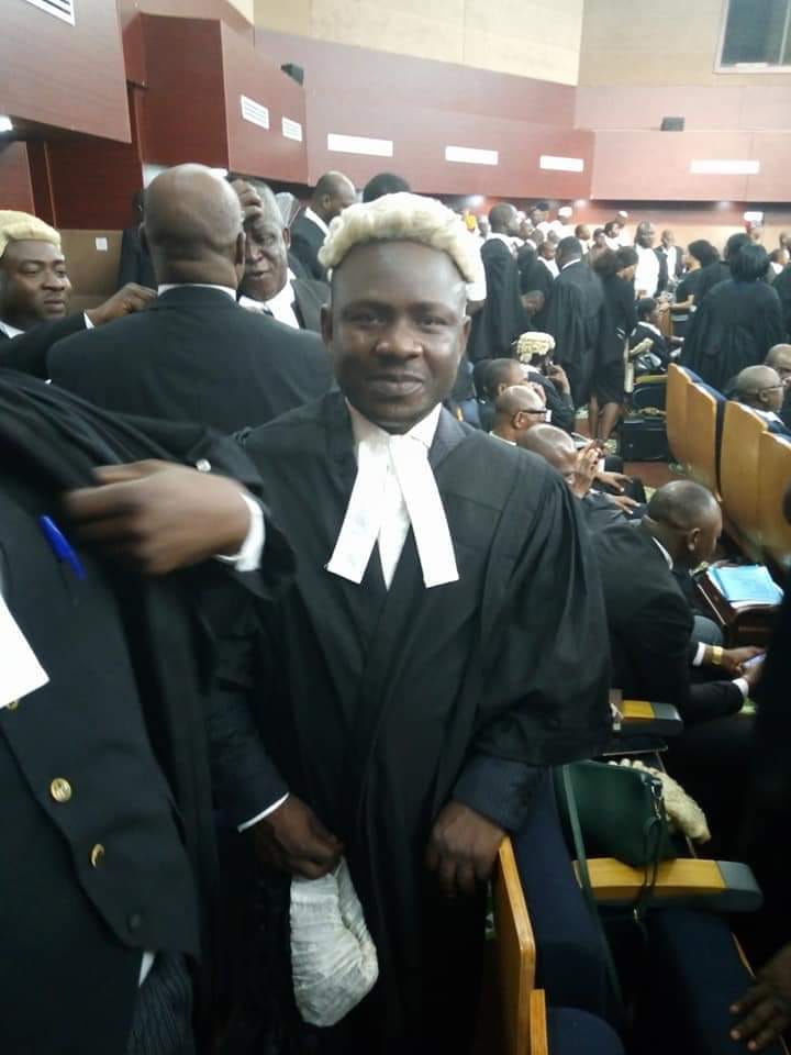 Image may contain: 2 people, people smiling