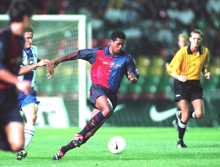 Patrick Kluivert in action for Barcelona against Hertha Berlin in 1999.