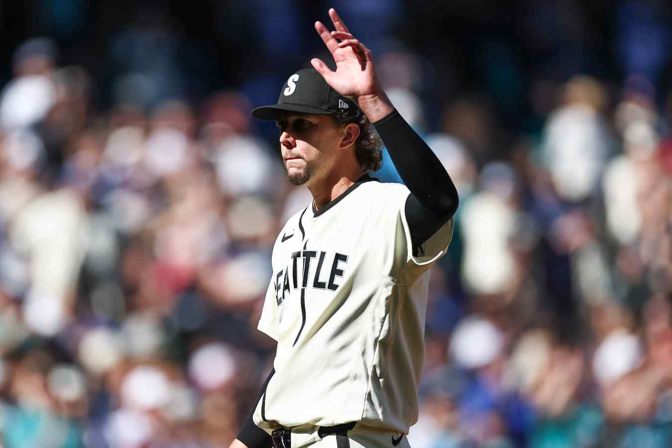 Los Angeles Angels v Seattle Mariners