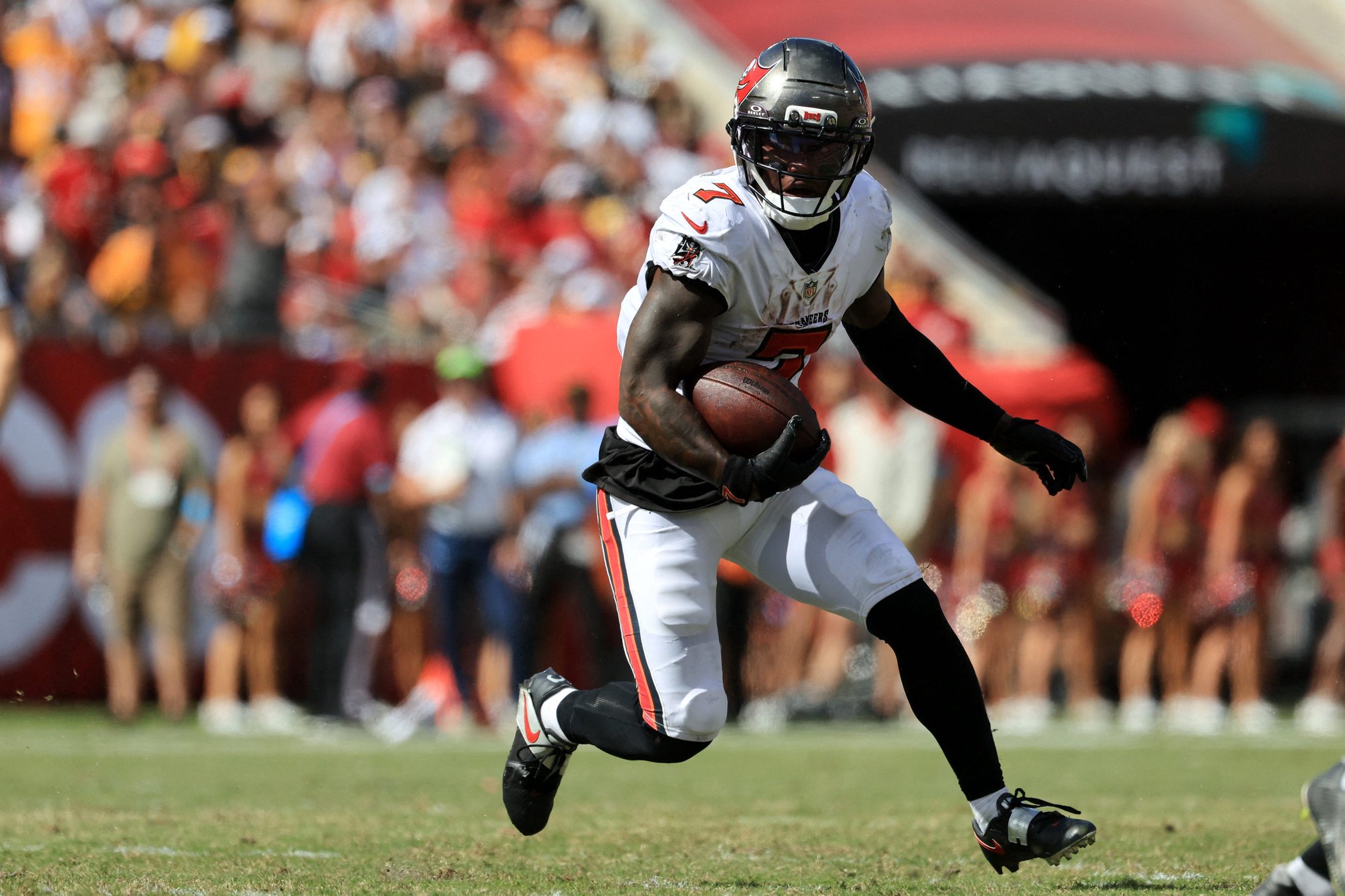 Oct 18, 2026; Tampa, Florida, USA;  Tampa Bay Buccaneers running back Bucky Irving (7) rushes during the third quarter against the Pittsburgh Steelers at Raymond James Stadium.  Mandatory Credit: Kim Klement Neitzel-Imagn Images