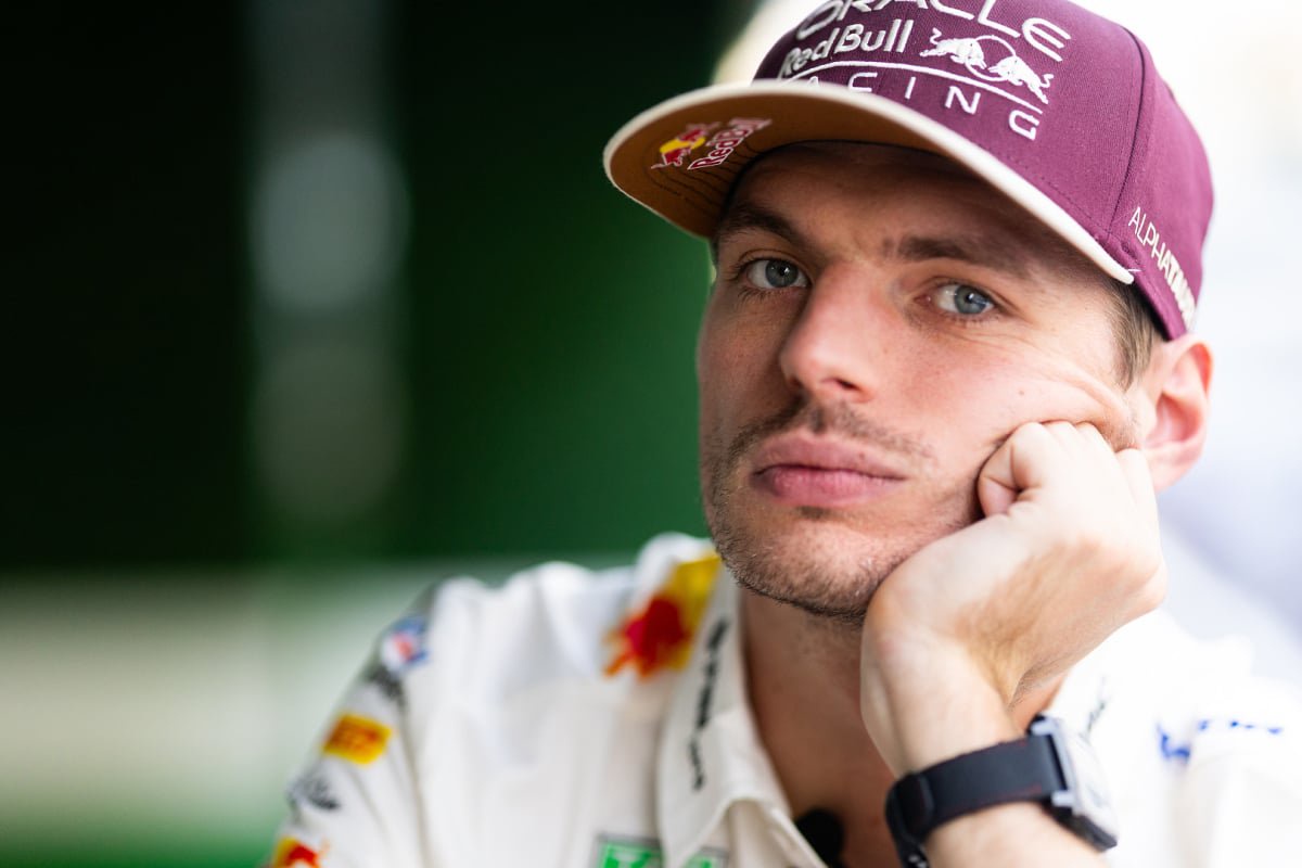 Mol spreekt ontevreden Verstappen tegen na strategie Red Bull: 'Had toch niet gewonnen' — Photo: © IMAGO