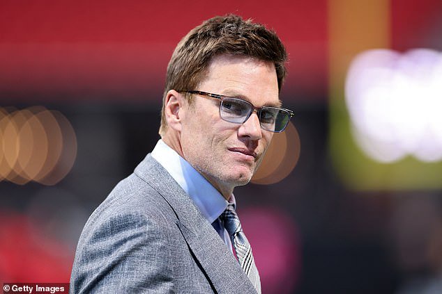 Tom Brady showed off another one of his timepieces before broadcasting Bears-Falcons