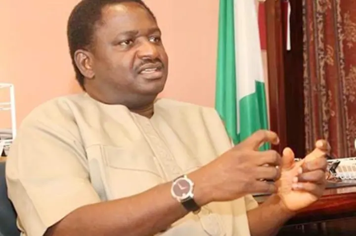 Buhari&#39;s &#39;DEEL&#39; with Nigerian youths by Femi Adesina