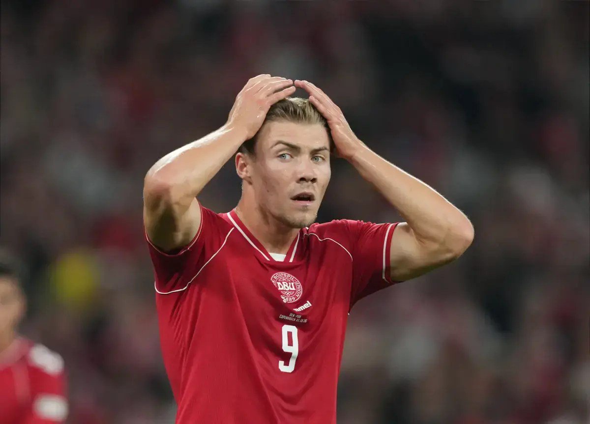 Rasmus Hojlund clashes with Portugal manager after Cristiano Ronaldo tribute