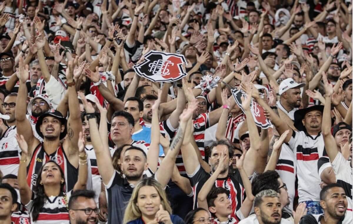 Torcida do Santa Cruz