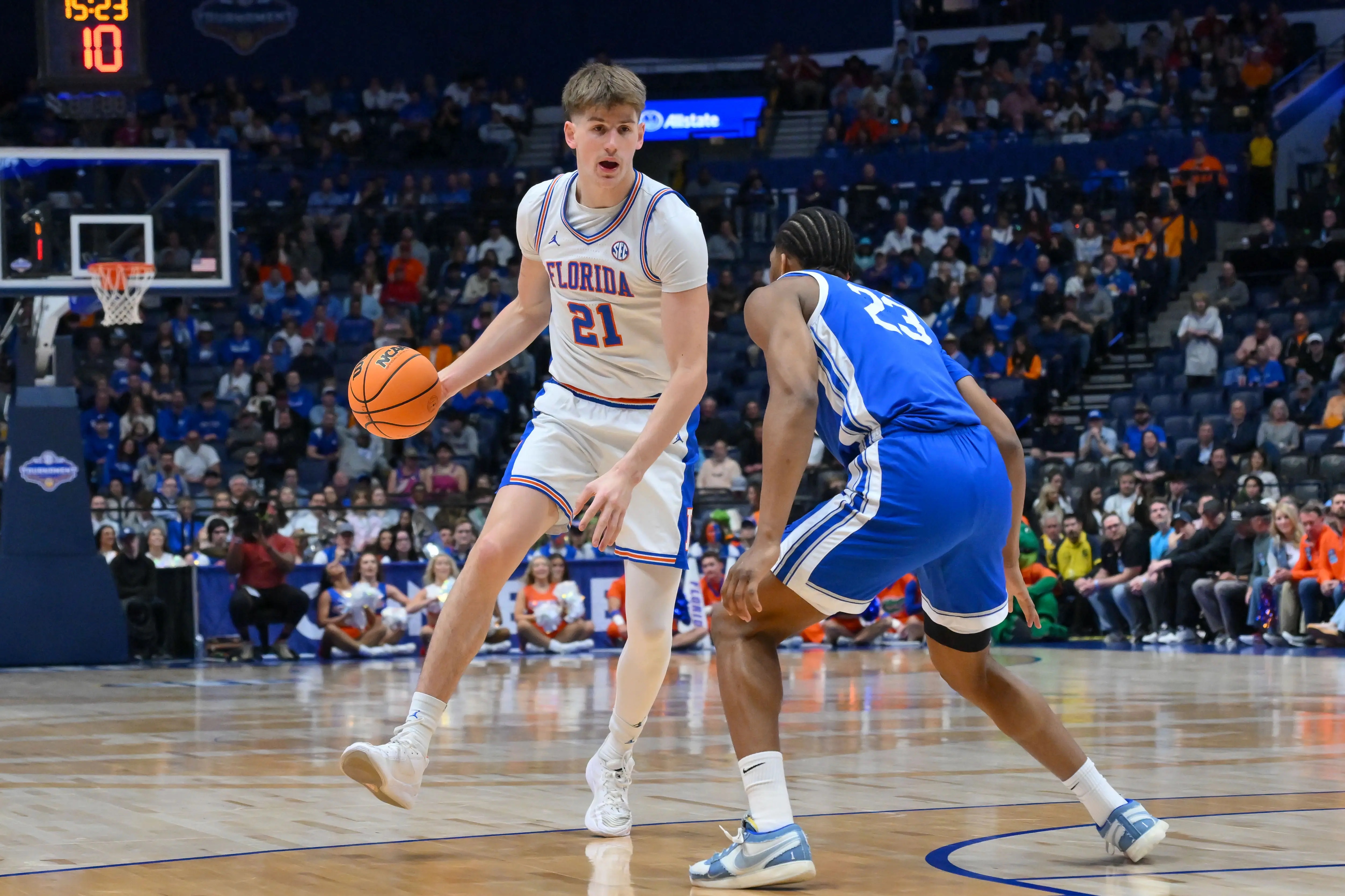 Florida forward Alex Condon
