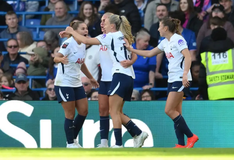 Matilda Vinberg of Tottenham Hotspur celebrates
