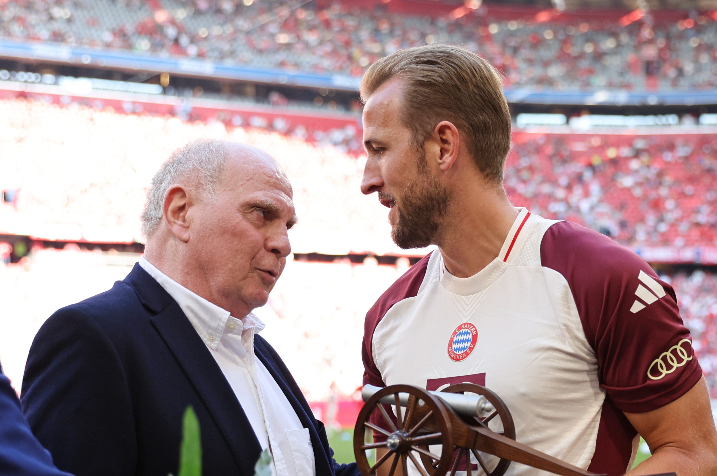 FC Bayern München v Sport-Club Freiburg - Bundesliga