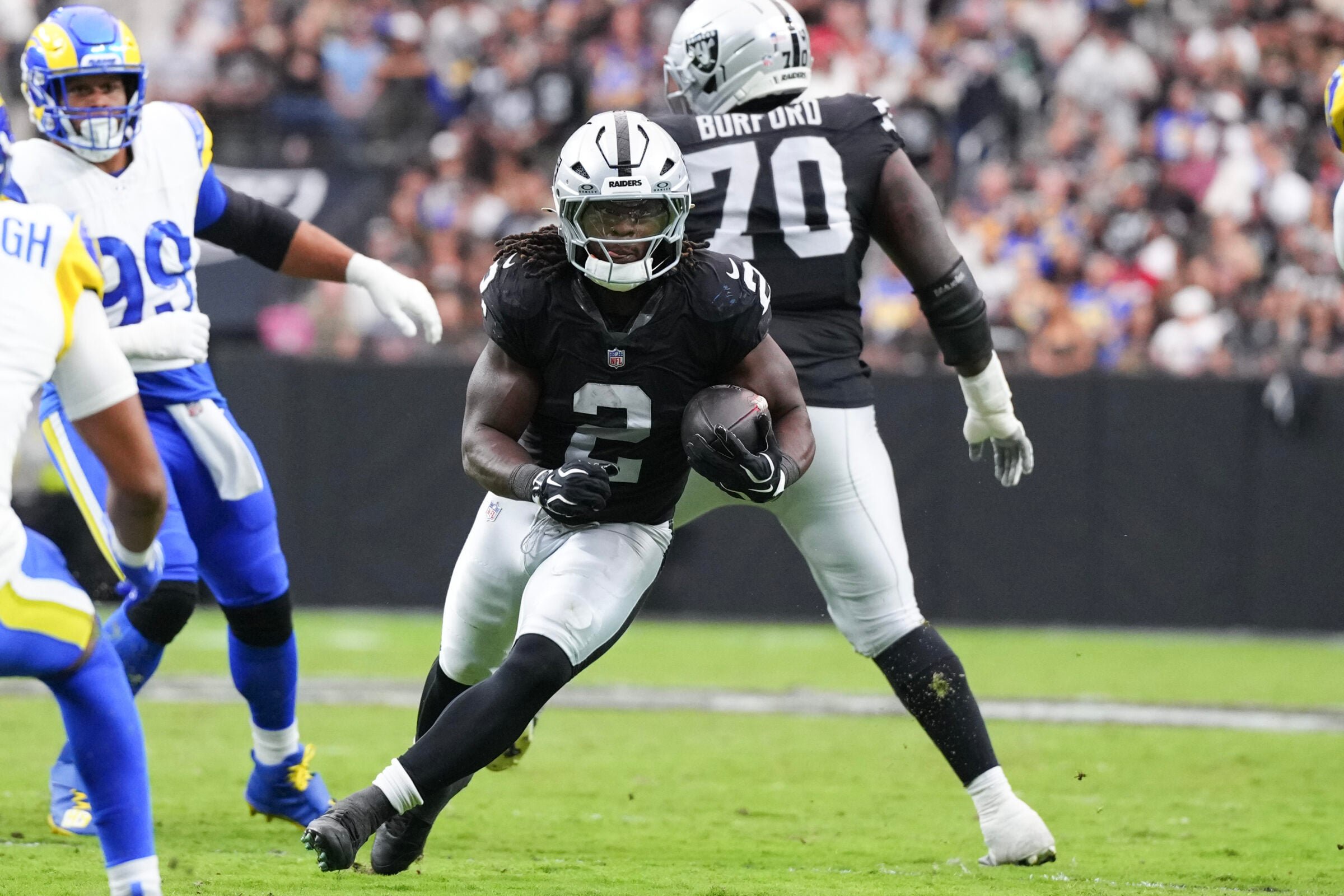Los Angeles Rams v Las Vegas Raiders