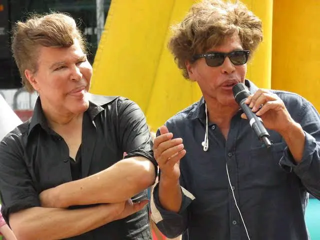 These Twin Brothers Changed Their Faces With Plastic Surgery, They Looked Before (See Photos)