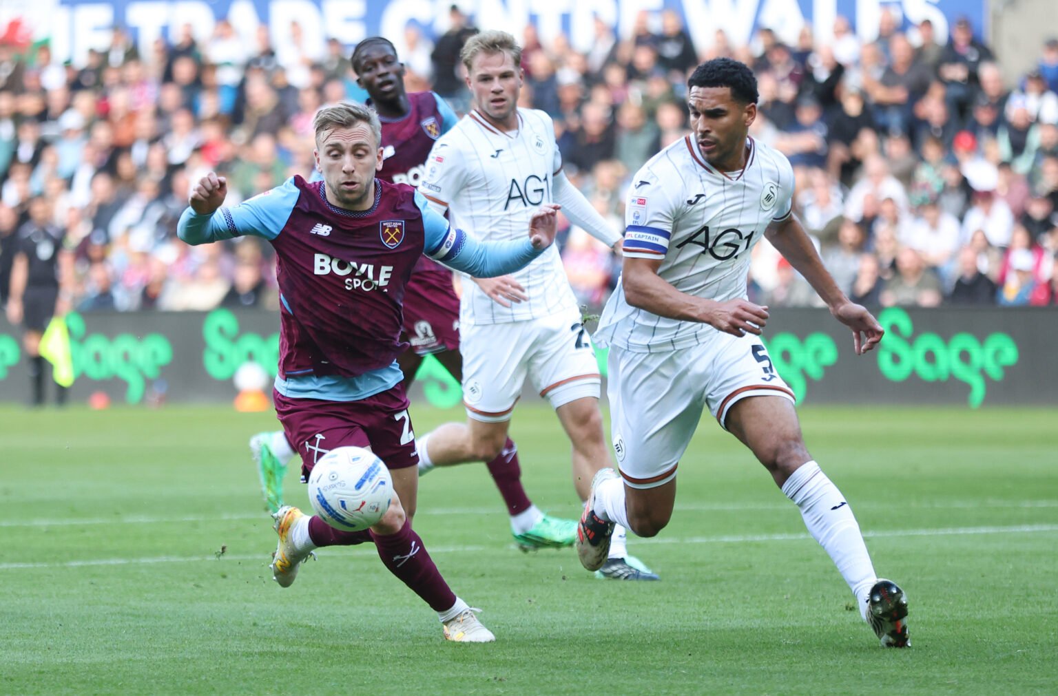 Swansea City v West Ham United - Sky Bet Championship 2026/27