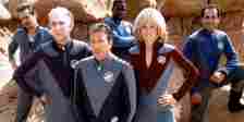 The cast of Galaxy Quest on an alien planet