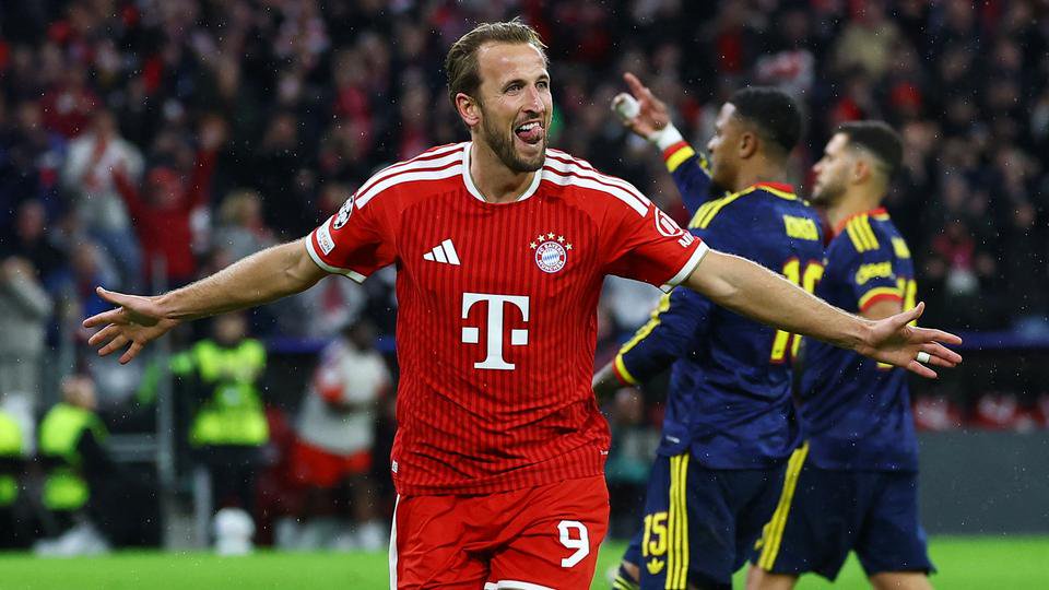 Harry Kane beim Torschuss