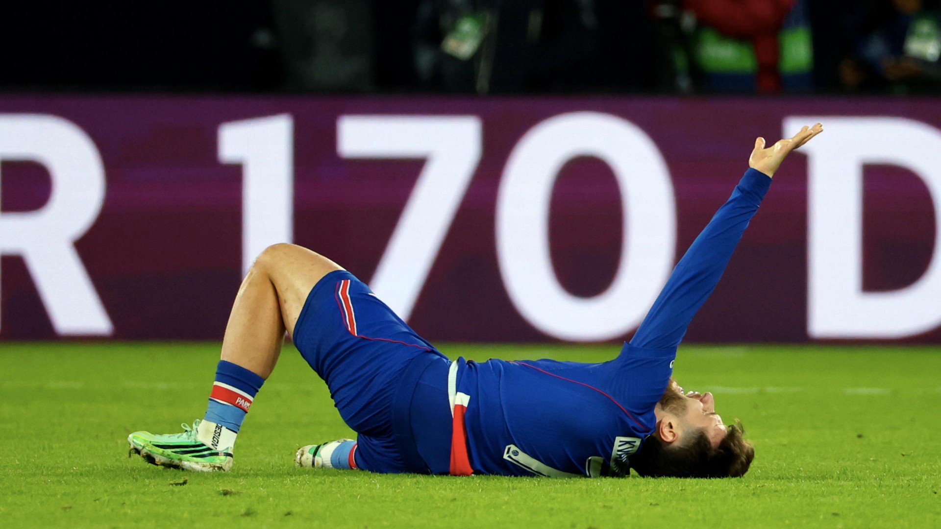 ‘Mentality and attitude is in our DNA’, says Luis Enrique, but PSG rocked by Kvaratskhelia ACL injury