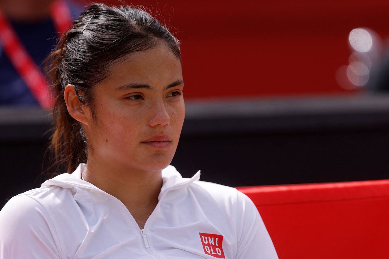 Dan Evans has given his backing to Emma Raducanu