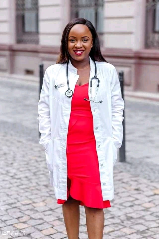 So Sad! 23 Year Old Beautiful Doctor Dies Two Months After she started working - Photos