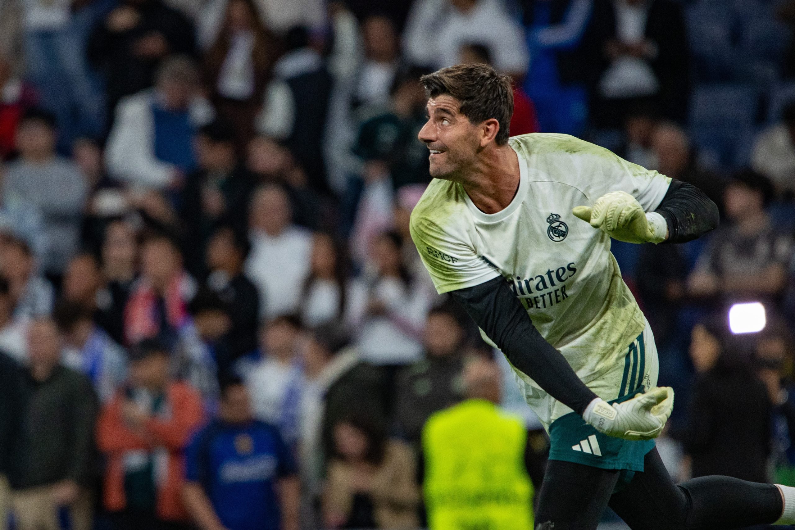 Real Madrid, FC Barcelone : un revirement inattendu relance Courtois avant le Clasico