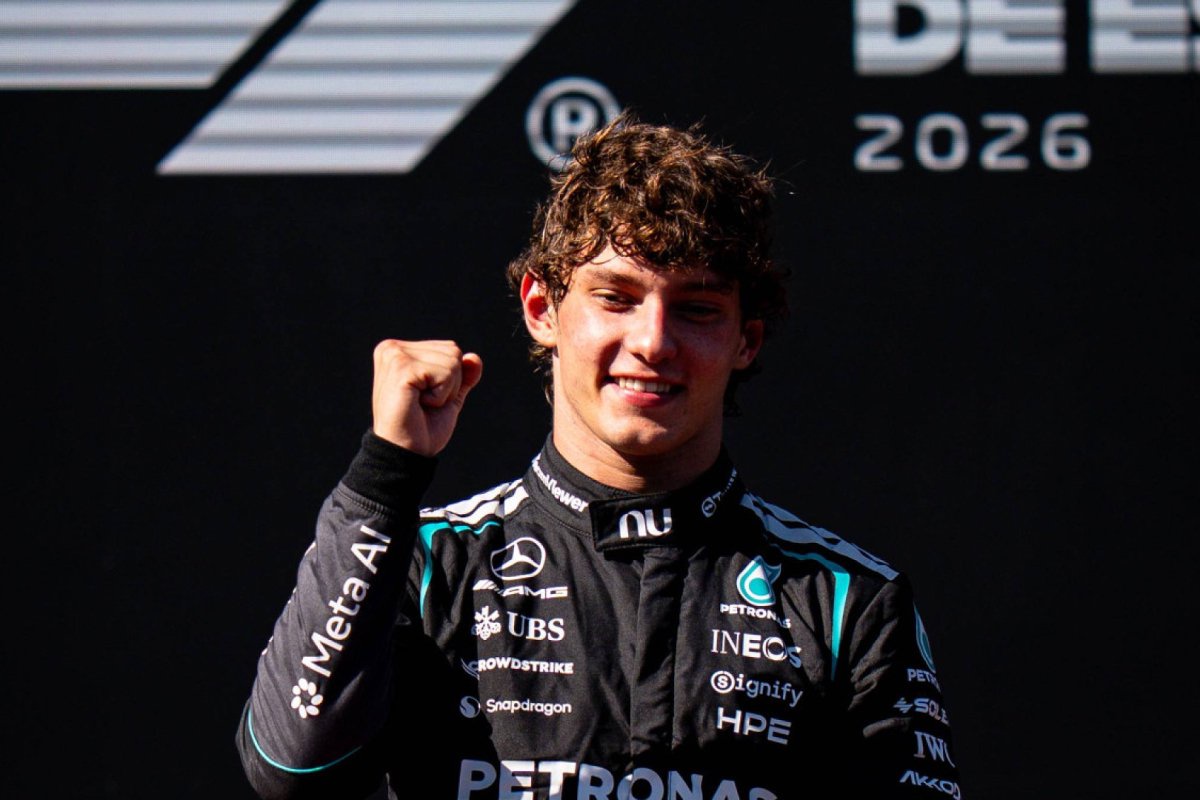Wolff over track limits Antonelli: 'Misschien kussen onder z'n kont leggen' — Photo: © IMAGO